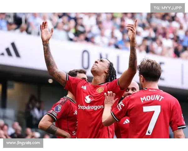 如何全面分析曼联与富勒姆比赛中的关键表现与战术调整