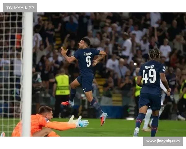 巴黎圣日耳曼球星在超级杯决赛关键时刻挺身而出助球队夺冠 巴黎圣日耳曼球星在超级杯决赛关键时刻挺身而出助球队夺冠